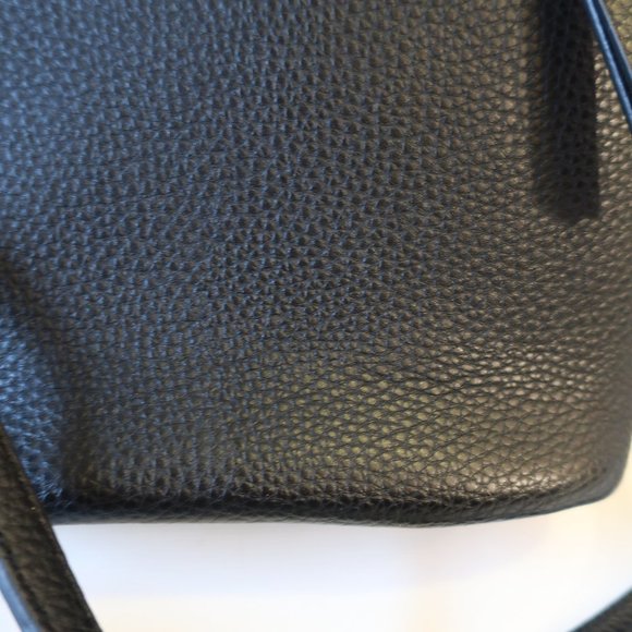 Womens Shag Boutique Black Faux Leather Crossbody * - Picture 6 of 7
